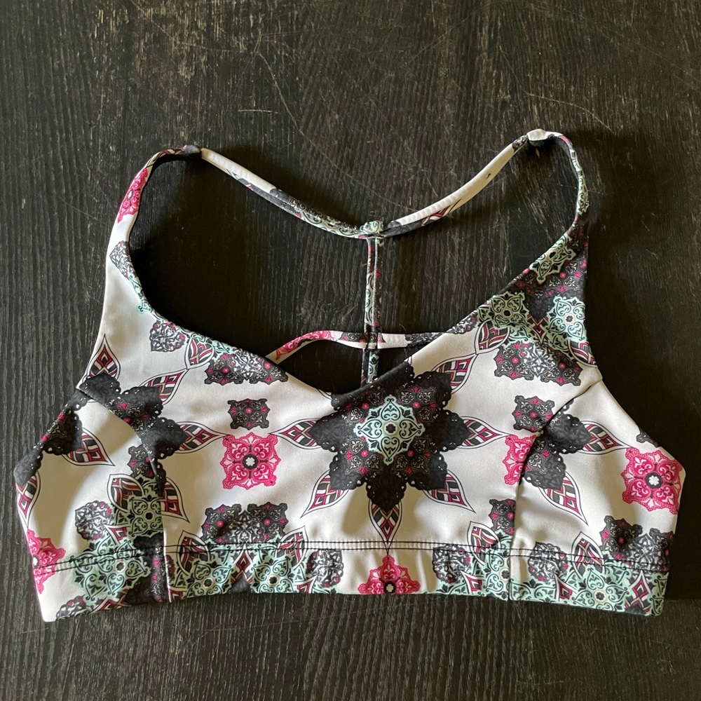 ONZIE S/M sports bra